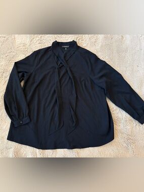 Lane Bryant tie neck blouse, Women’s 18/20